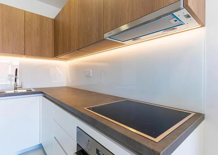 Island Getaway * Cres