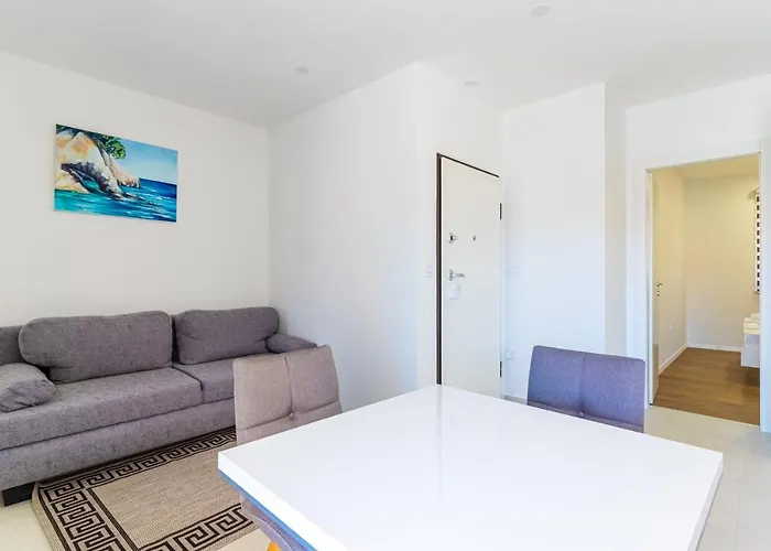 Island Getaway Apartment